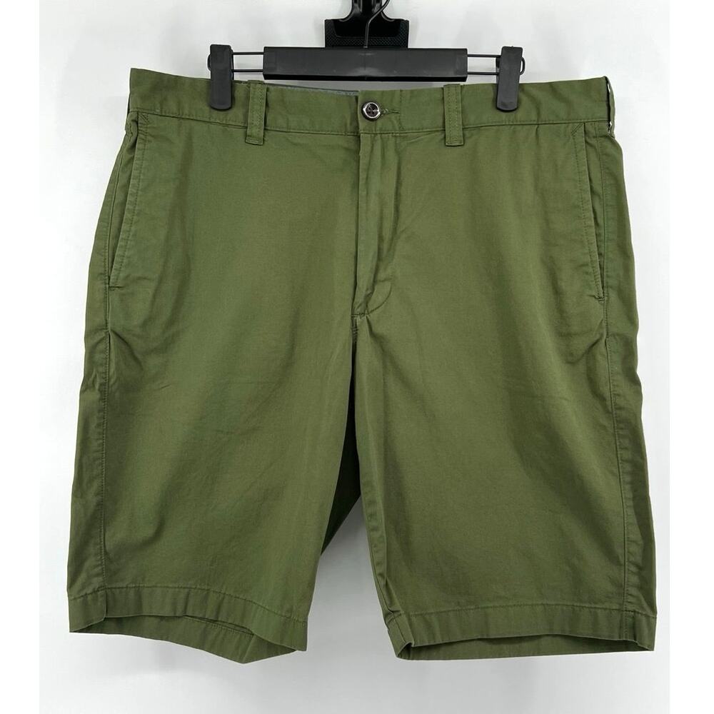 J.Crew Stretch Chino Shorts Men’s Size 34 Green